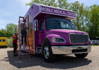 Mobile-Virus-Testing-Medical-Bus-Exterior